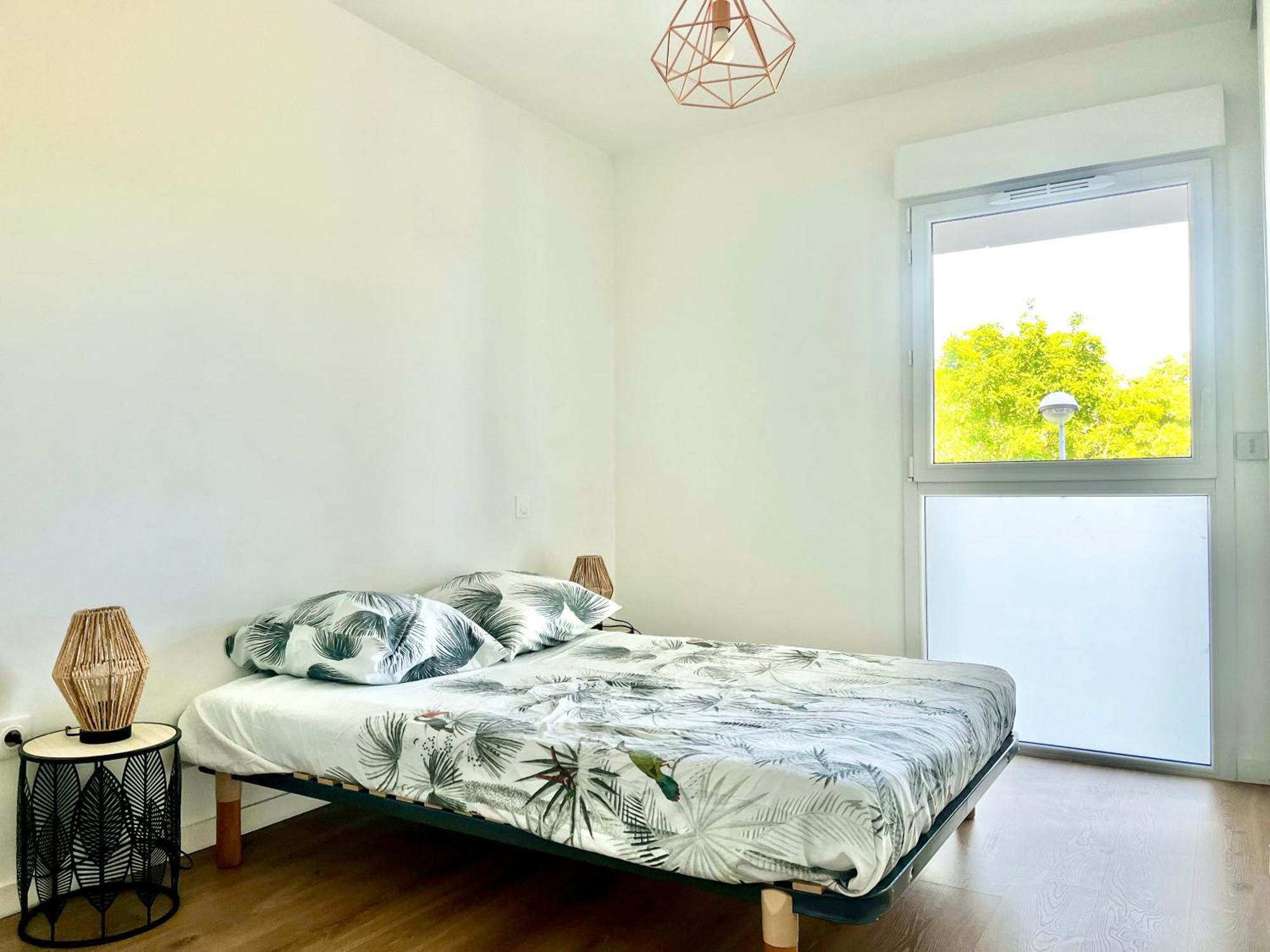 Apartment Superbe Exterieur, 2 Chambres, Parking *